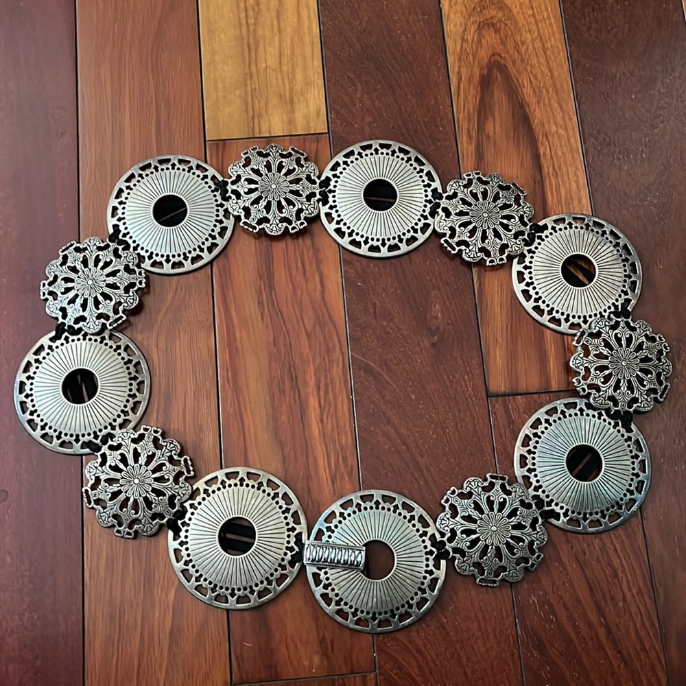 Chico’s medallion belt